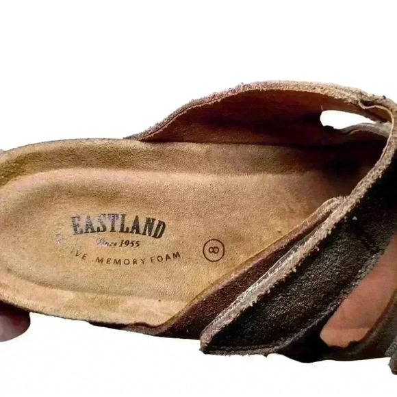 Eastland Caleb brown suede adjustable strap slides - Picture 8 of 9